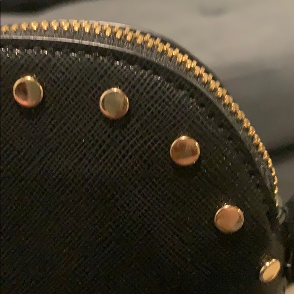 Purse - Picture 2 of 3